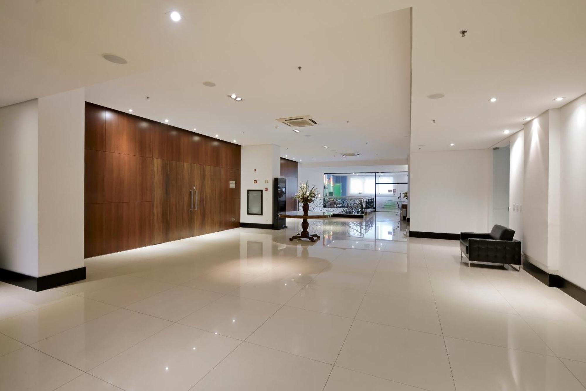 Hotel Mont Blanc Premium Ribeirão Preto Buitenkant foto The lobby of the hotel